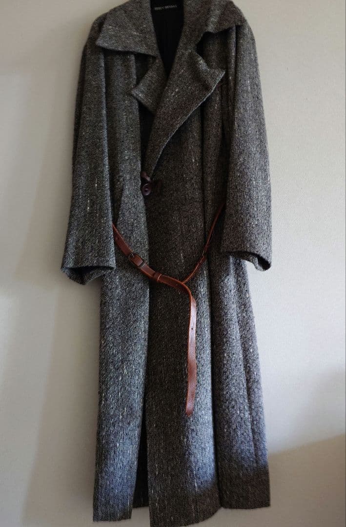 イッセイミヤケ　グレー ロングコート ベルト付き