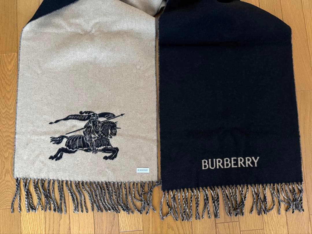 未使用品　BURBERRY リバーシブル　ストール　ブラック/ベージュ　カシミヤ