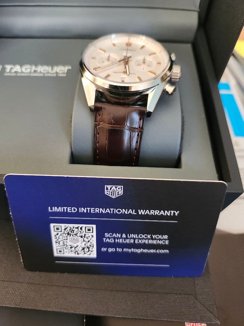 TAG Heuerタグ・ホイヤーカレラ 　02 エレガントクロノグラフ 42ｍｍ