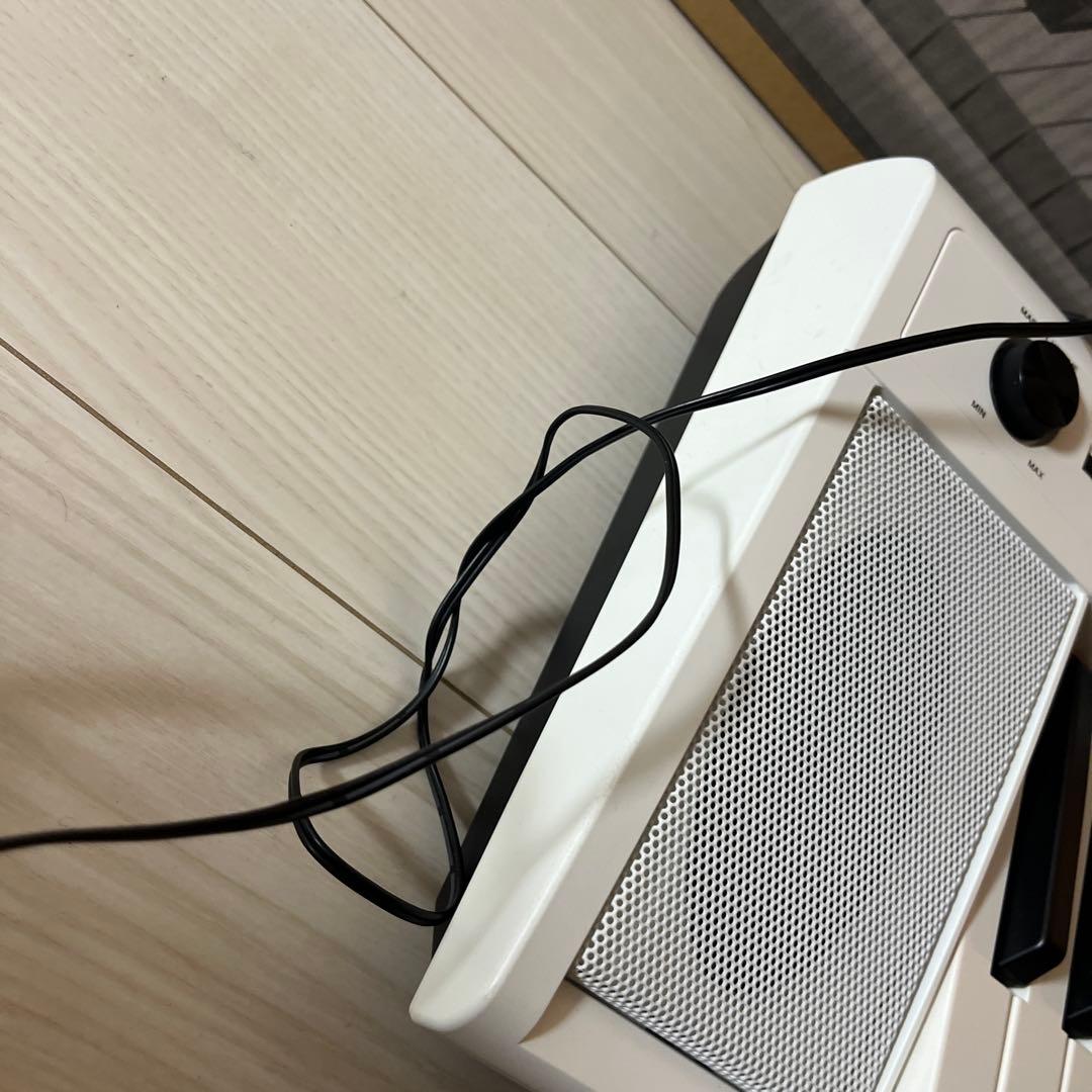 Yamaha NP-12 WH 電子ピアノ　キーボード　ヤマハ