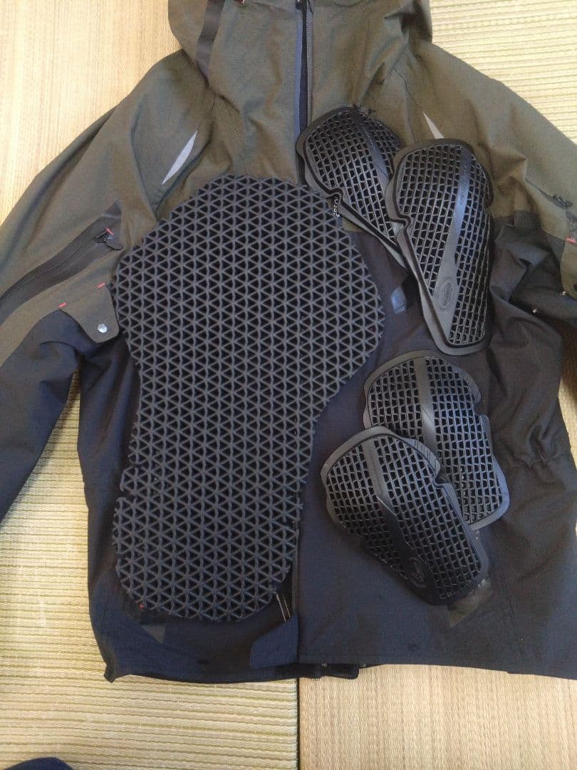 クシタニ　アメニタジャケット　LLサイズ　K-2400