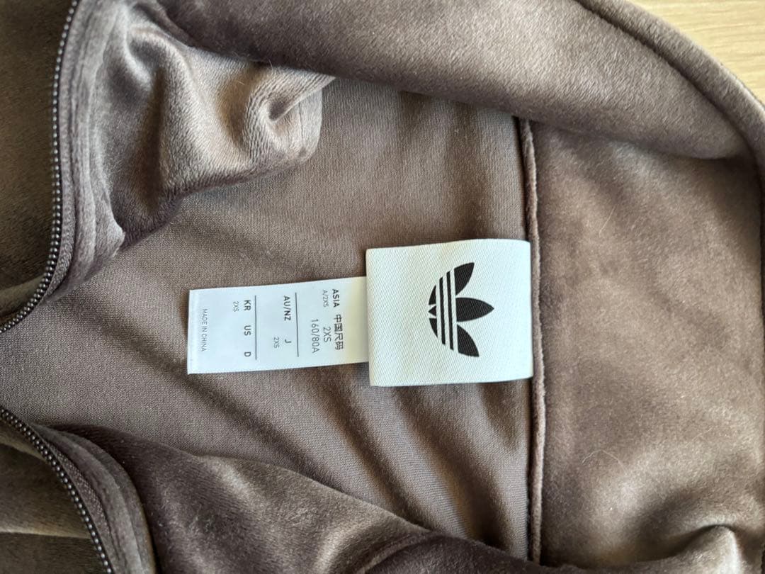 xxs adidas ファイヤーバード ベロア トラックトップ ダークブラウン