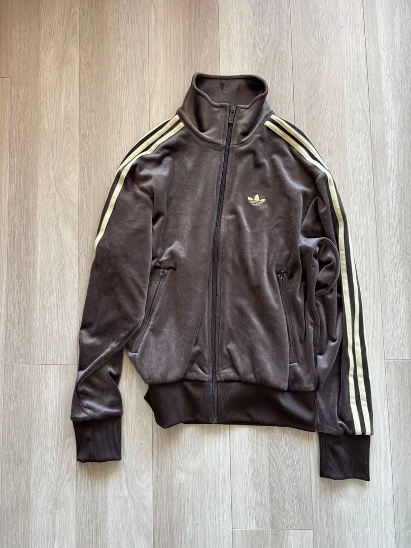 xxs adidas ファイヤーバード ベロア トラックトップ ダークブラウン