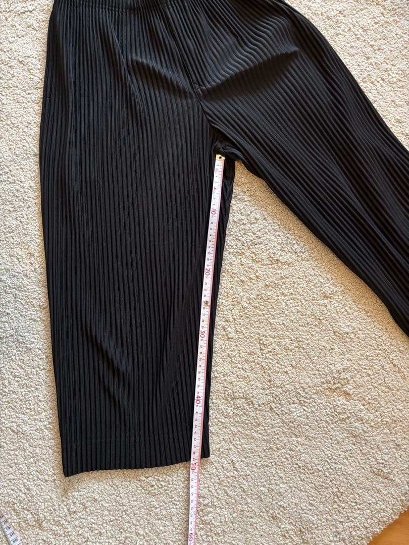 n*k様 HOMME PLISSÉ ISSEY MIYAKE パンツ　黒