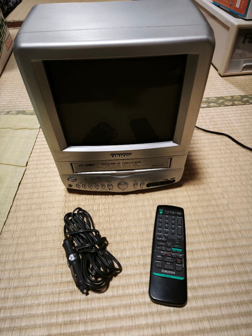 10インチ テレビデオ リモコン付き VT-10W2 ダブルデッカー