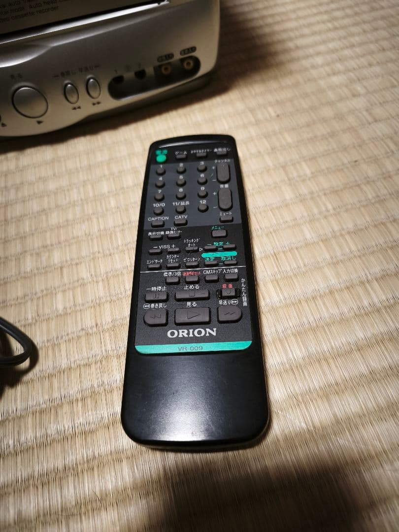 10インチ テレビデオ リモコン付き VT-10W2 ダブルデッカー