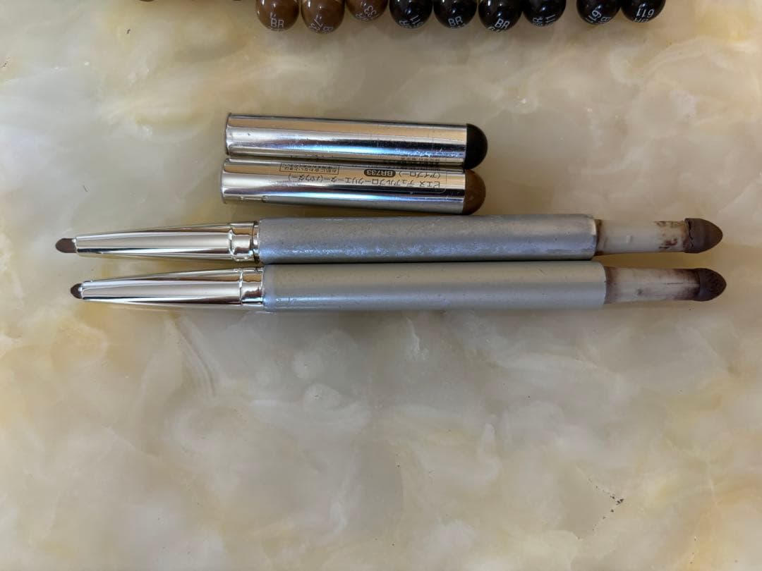 ピエヌ デュアルブロークリエーター ペンシル アイブロウ ホルダー