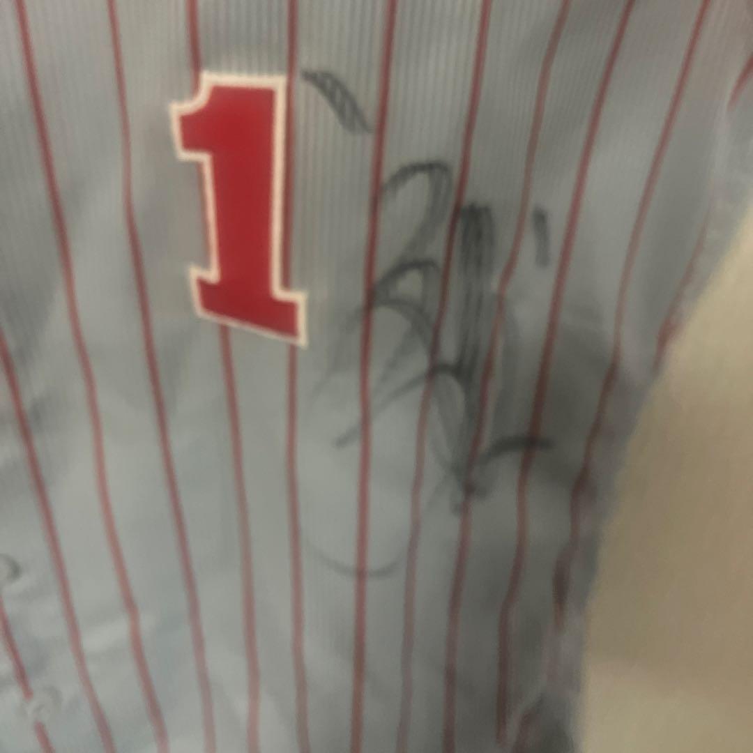 m*o様 広島カープ　前田　智徳 1 直筆サイン入りユニフォーム NPB 200