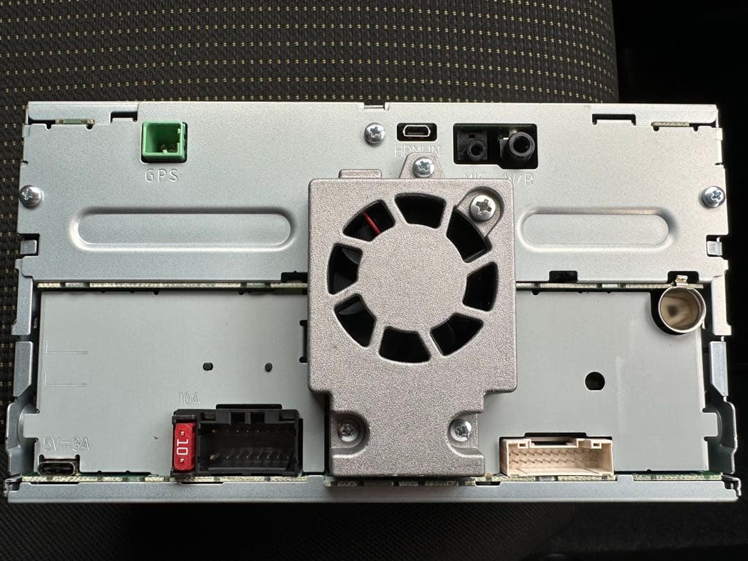 Pioneer DMH-SZ700 ディスプレイオーディオ