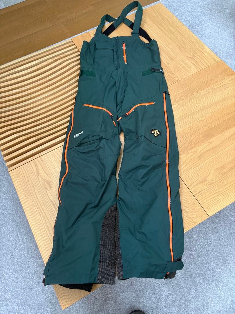 デサントDM スキーウェア オレンジ/ホワイト