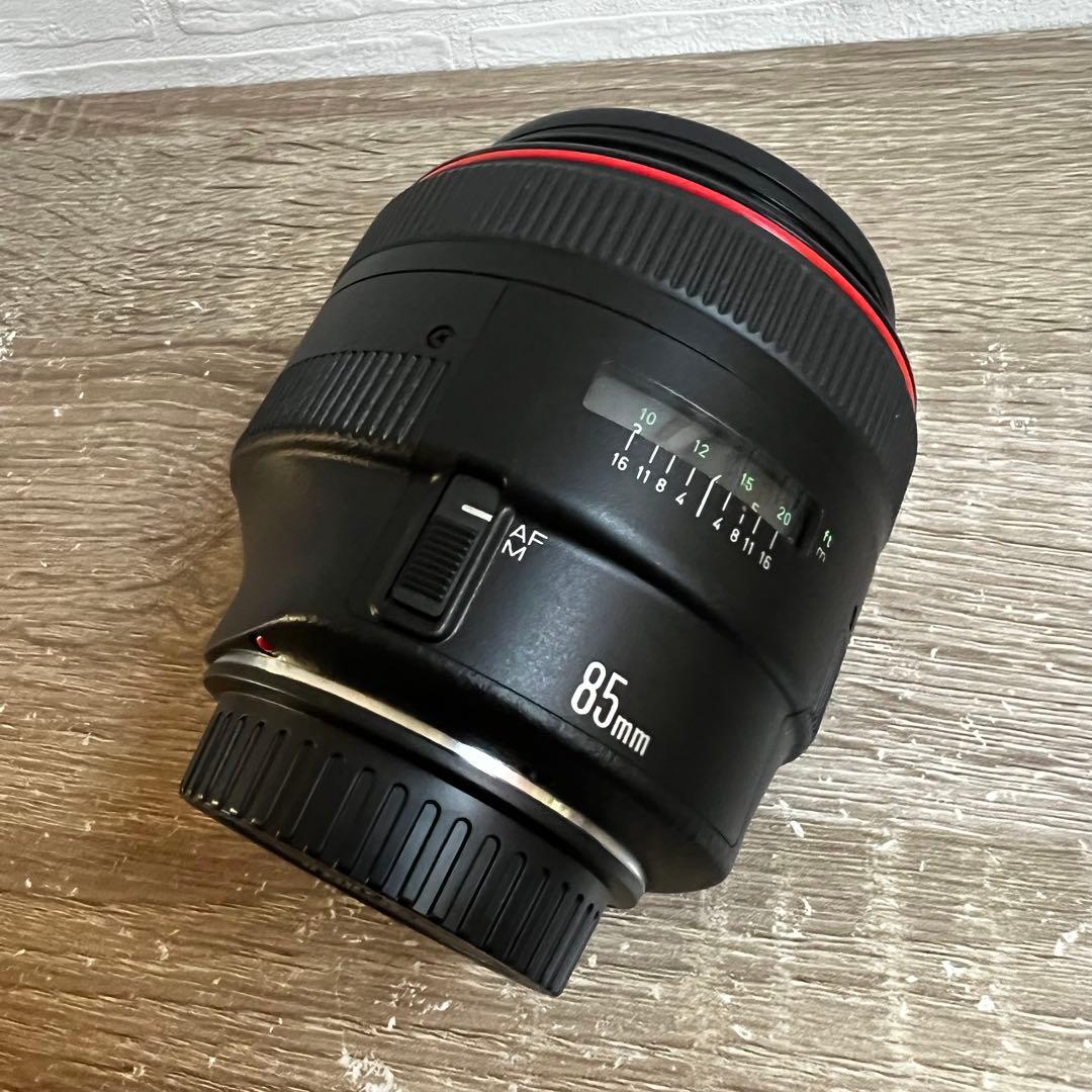 【訳あり・外観美品】元箱付き Canon EF 85mm F1.2 Ꮮ USM