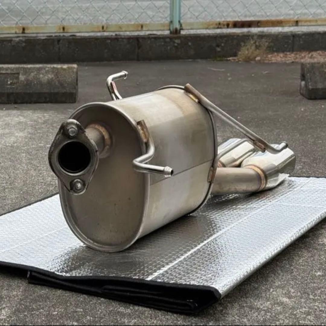 スイフト(ZC72S) フジツボ ステンレス製デュアルエキゾーストマフラー