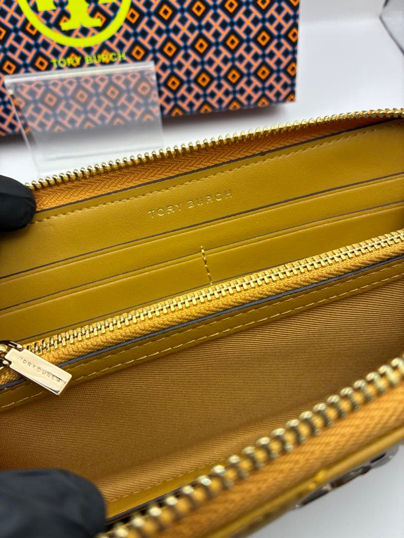 トリーバーチ 未使用品 長財布 キラ 56605 正規品 ラスト 早い者勝ち