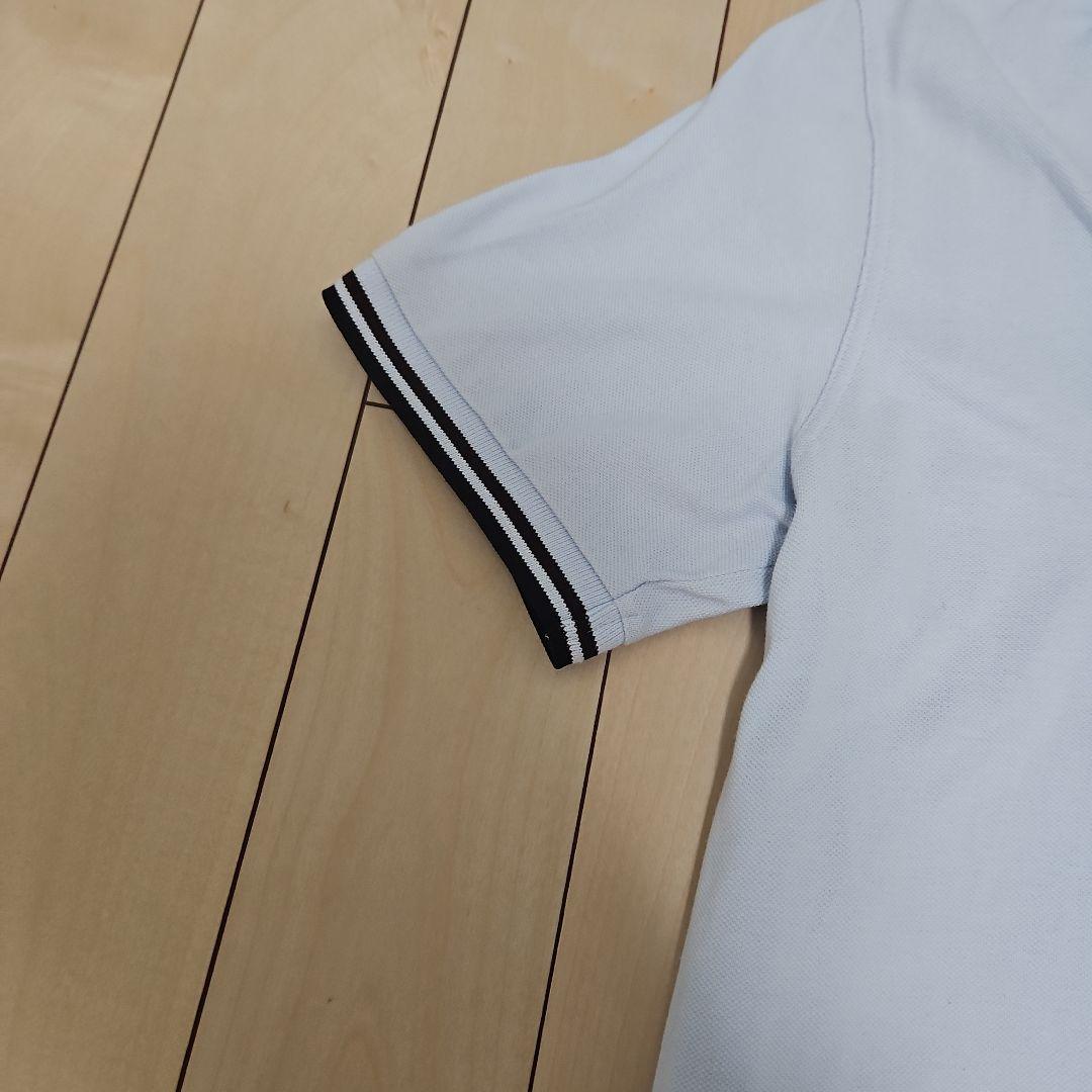 FRED PERRY ライトブルーポロシャツ