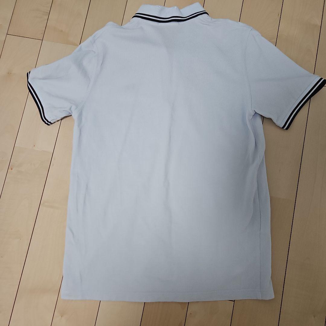 FRED PERRY ライトブルーポロシャツ