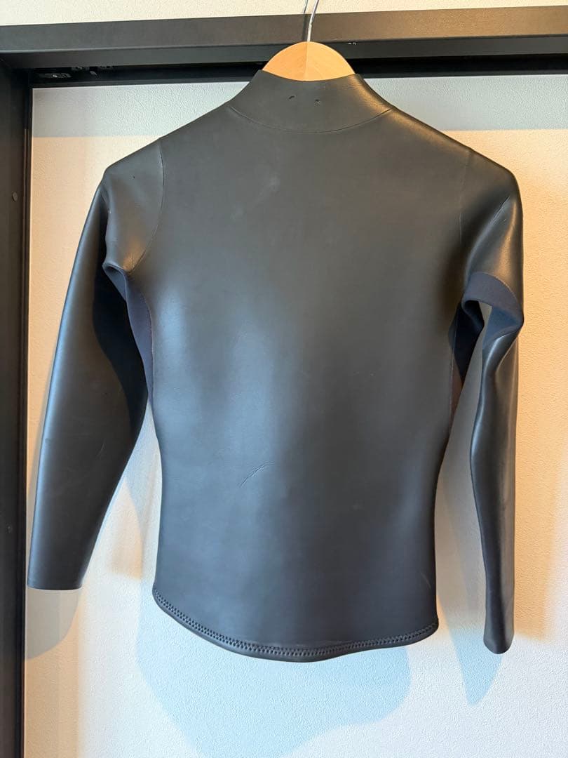 れ*ん様 DEUS ブラック タッパー フロントジッパー　M