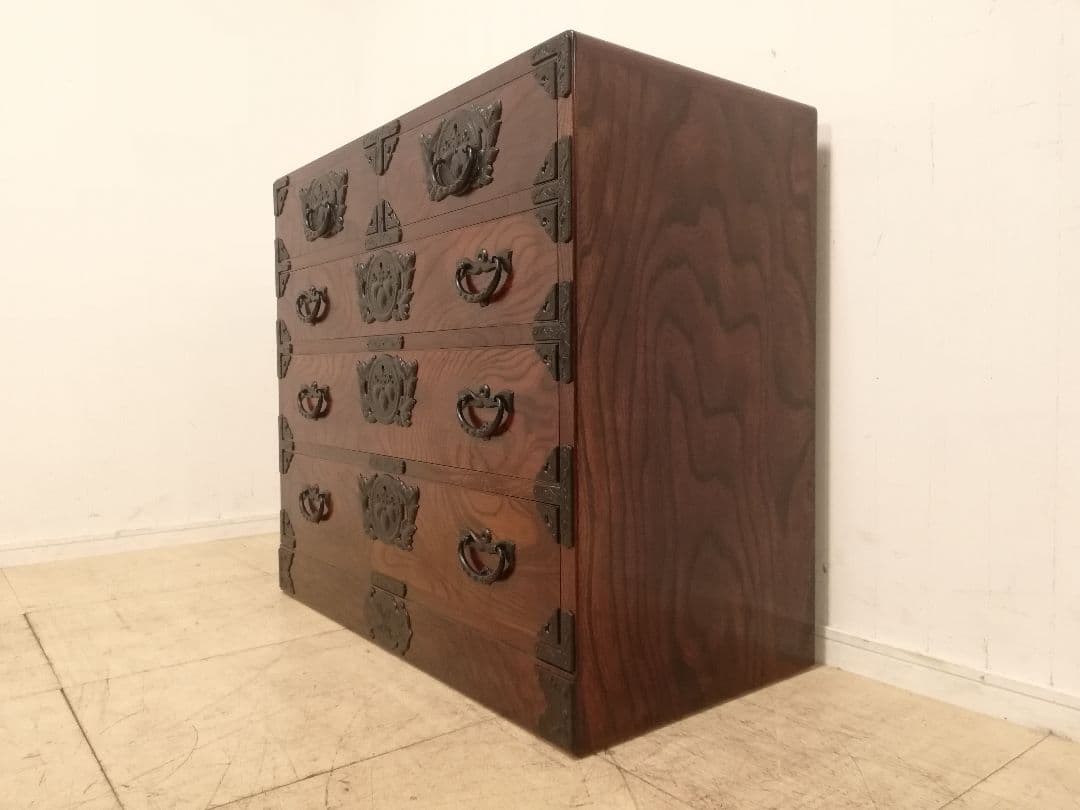 極美品 モデルルーム展示品 岩谷堂箪笥 豪華欅材 鋳鉄金具