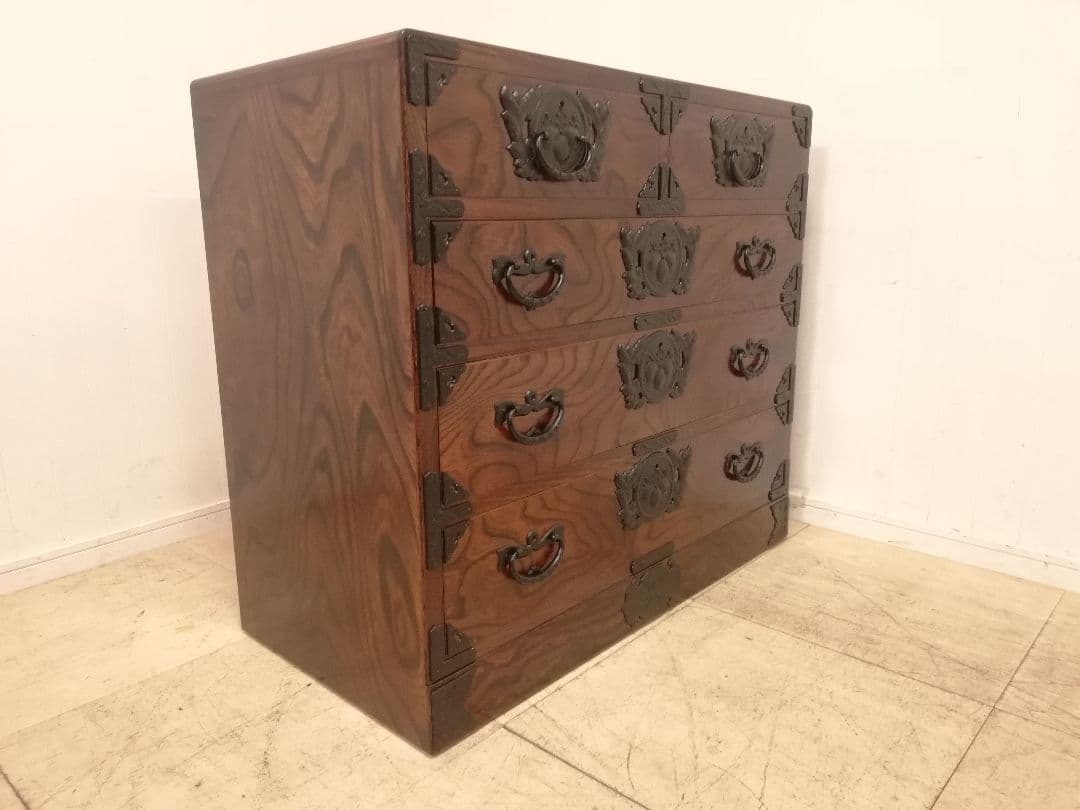 極美品 モデルルーム展示品 岩谷堂箪笥 豪華欅材 鋳鉄金具