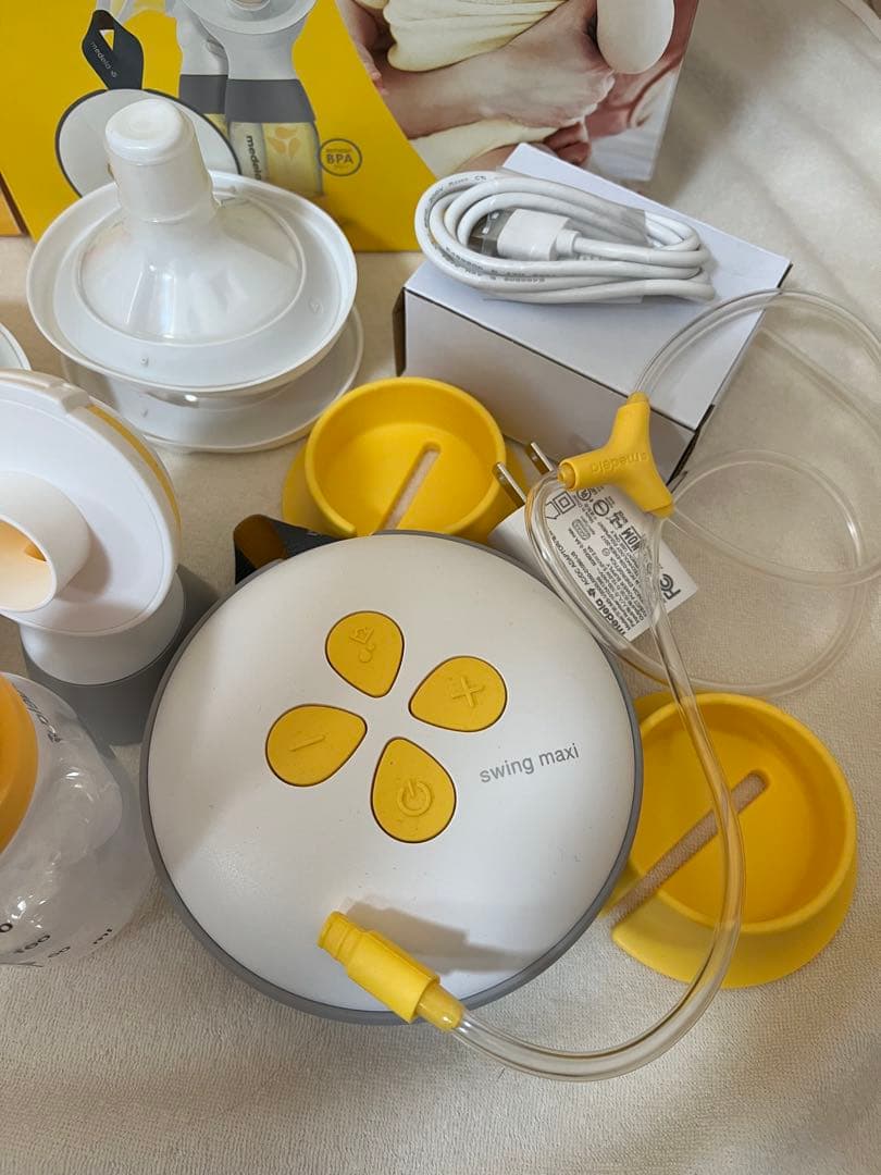 MedelaSwingMaxi メデラスイングマキシ電動搾乳機ダブル　おまけ付き