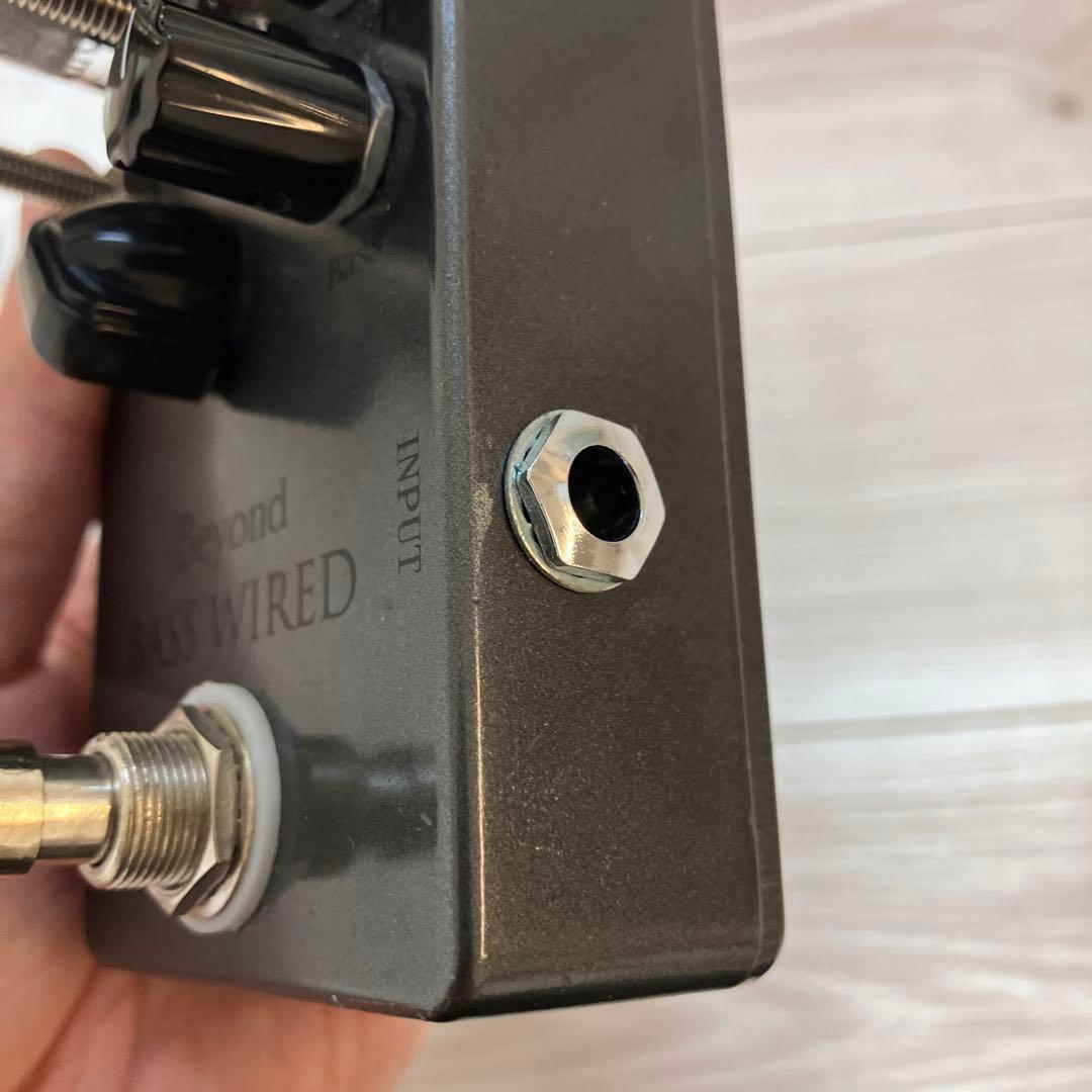 Beyond Bass Wired ベースエフェクター