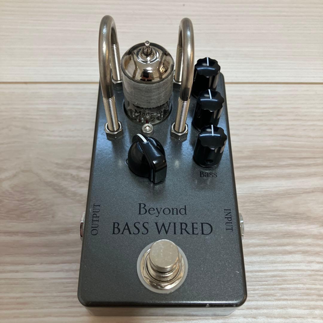 Beyond Bass Wired ベースエフェクター