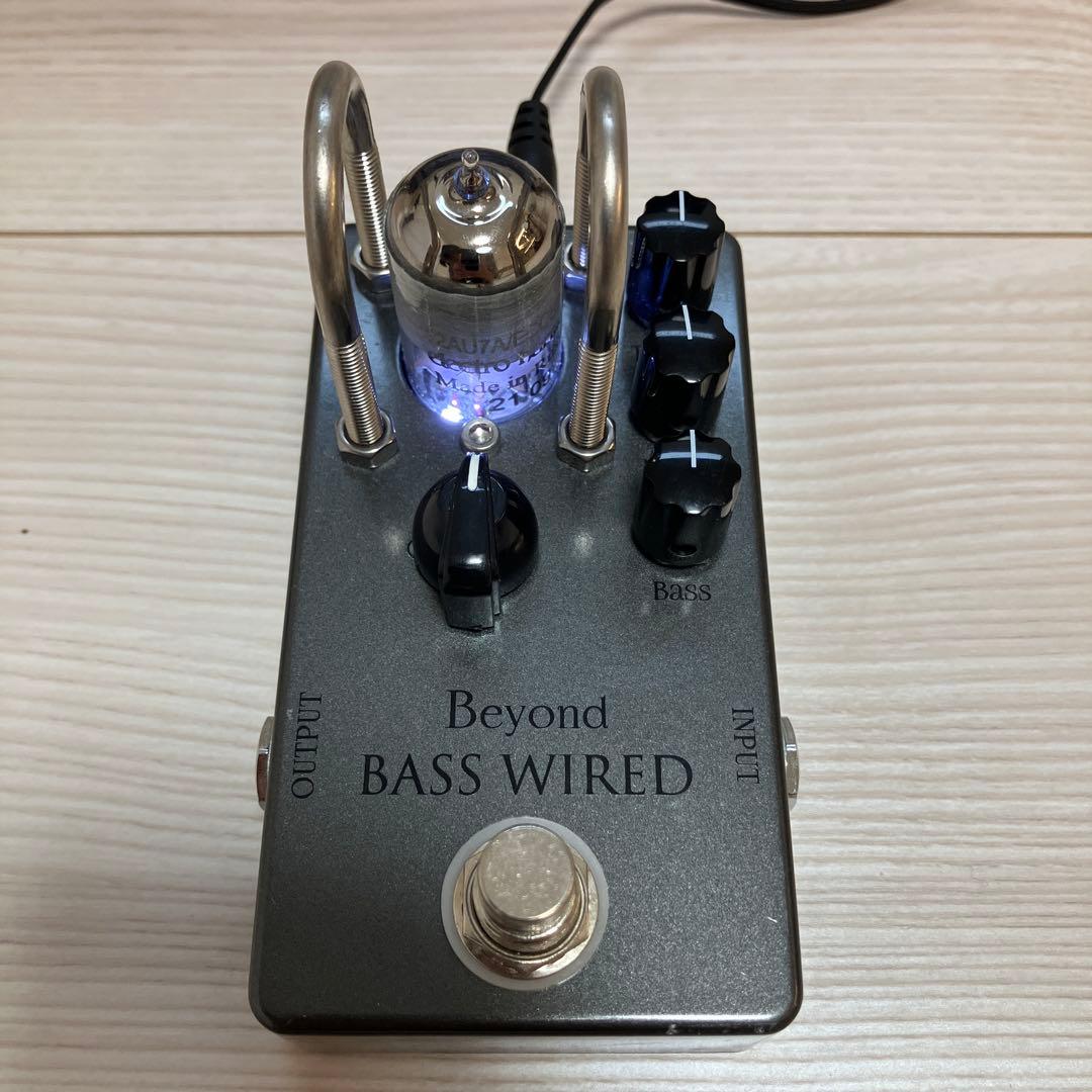 Beyond Bass Wired ベースエフェクター