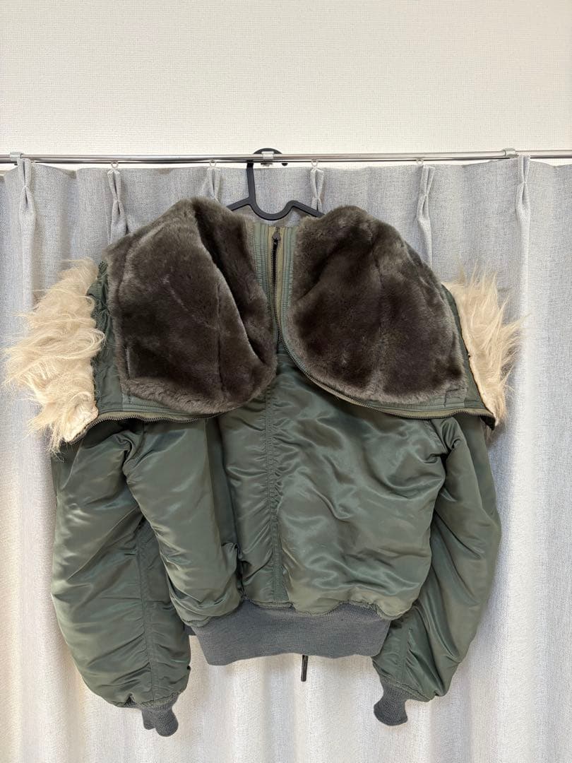 米軍 官給品 USAF N-2Bフライトジャケット 実物 1976年 ALPHA