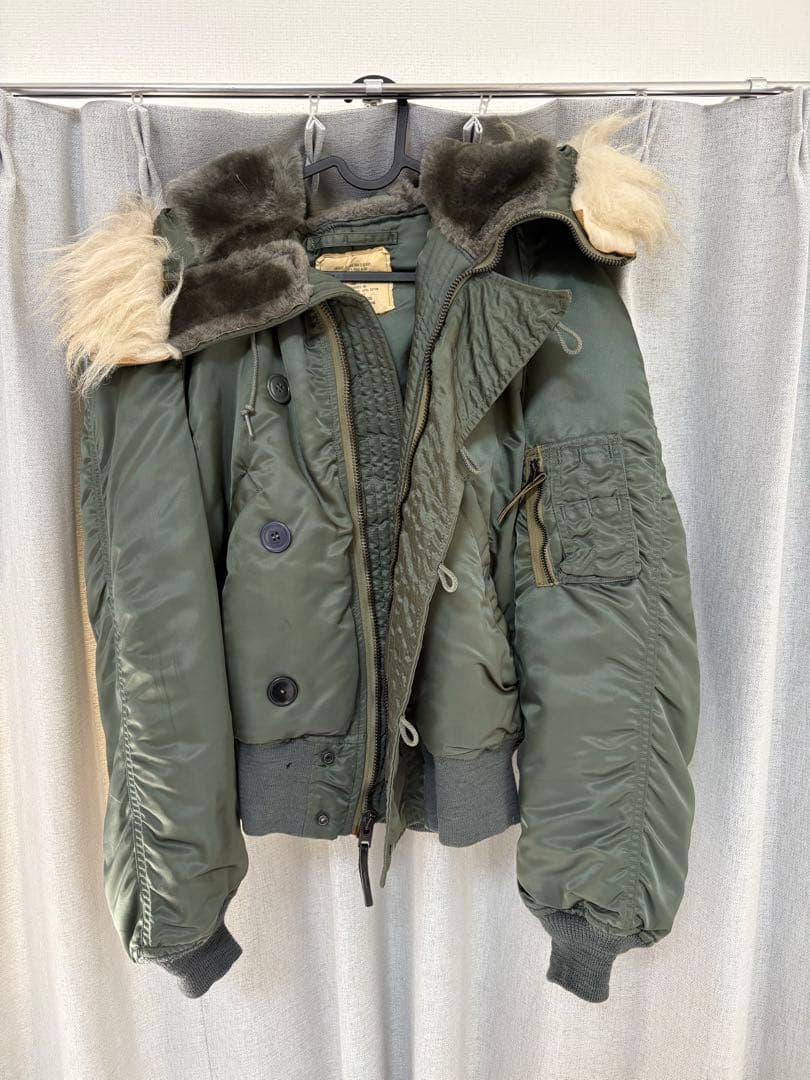 米軍 官給品 USAF N-2Bフライトジャケット 実物 1976年 ALPHA