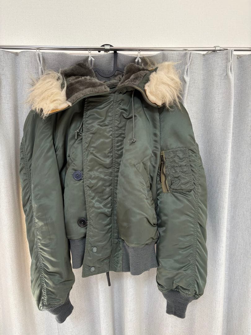 米軍 官給品 USAF N-2Bフライトジャケット 実物 1976年 ALPHA