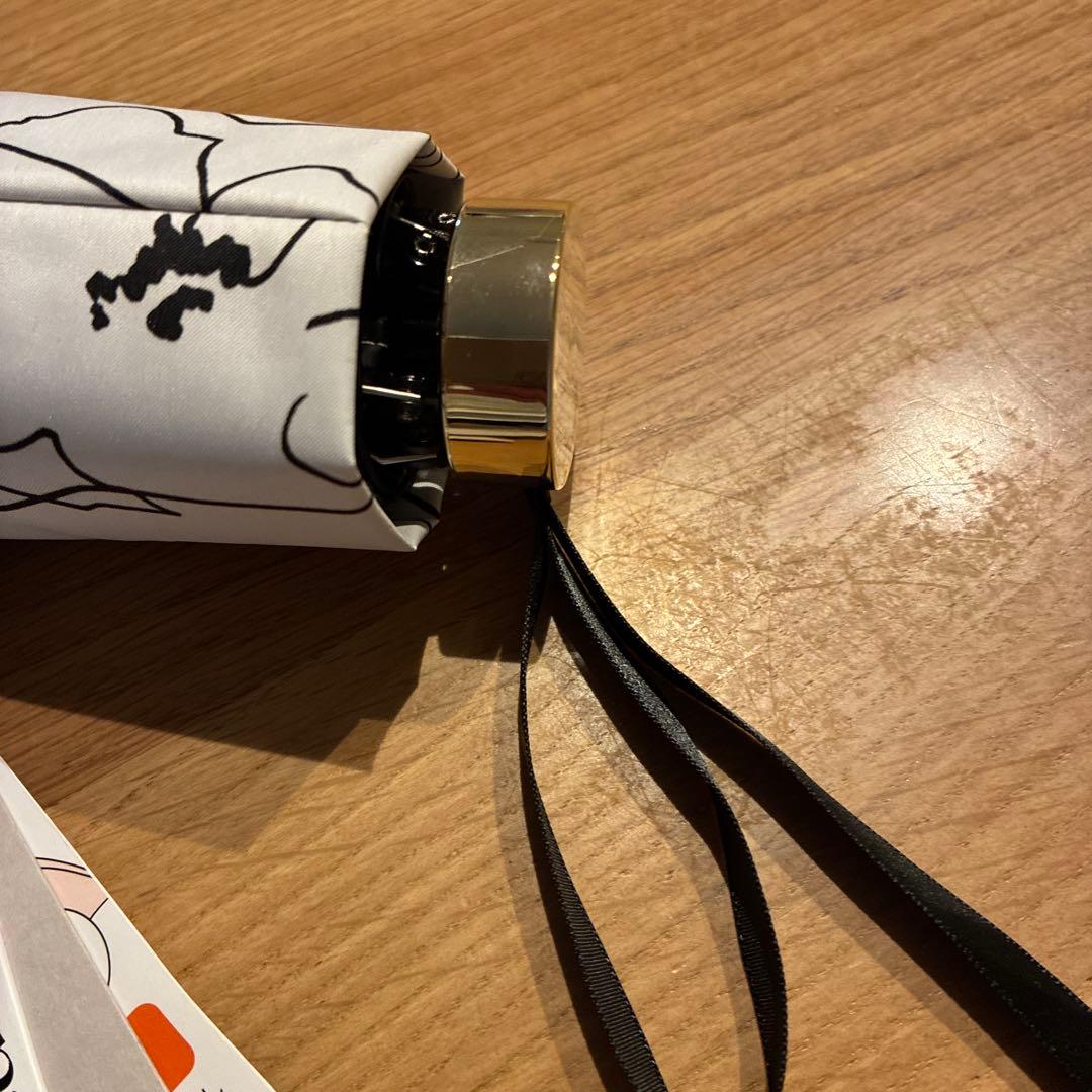 ビューランス　フラワーラインデザイン　ホワイト　晴雨兼用日傘