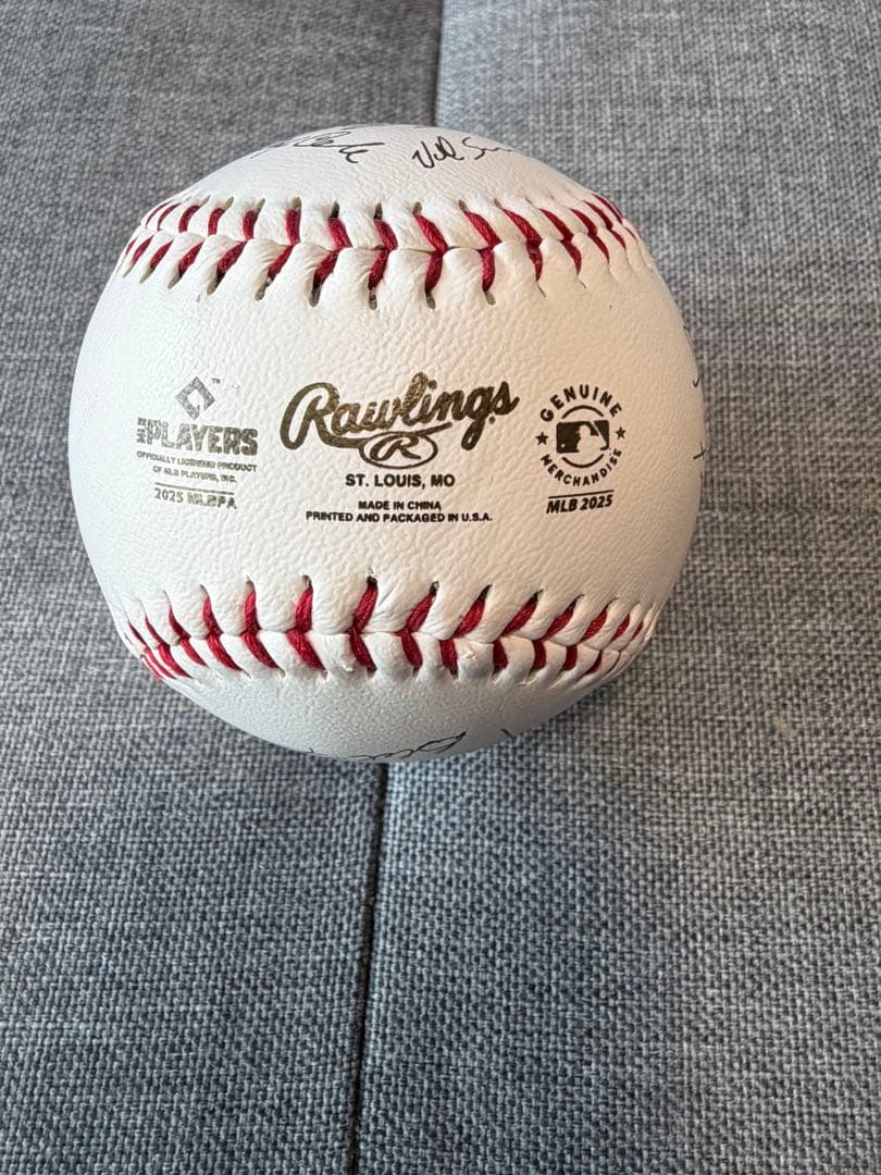 ドジャース ワールドシリーズ記念プリント選手サインボール 2025大谷