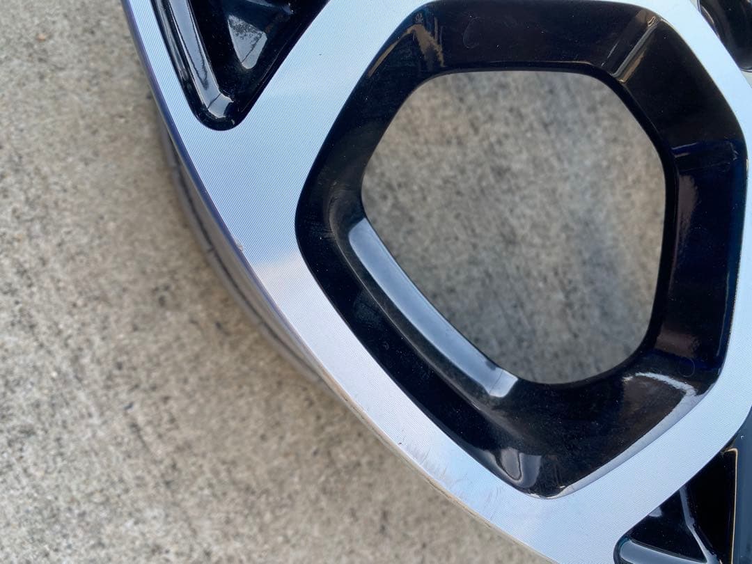 スズキ純正　スイフトスポーツ　アルミホイール１本