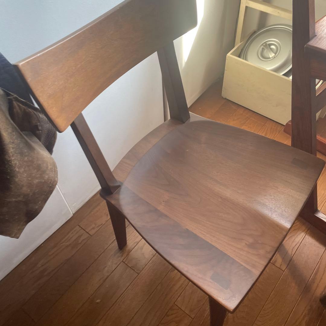 シラカワ　ダイニングチェア 無垢　椅子　ウォールナット