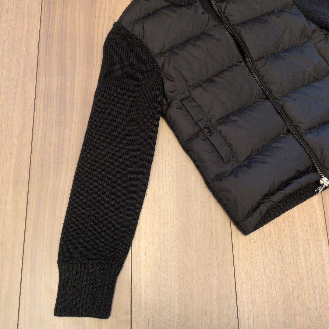 MONCLER ブラック ダウンジャケット