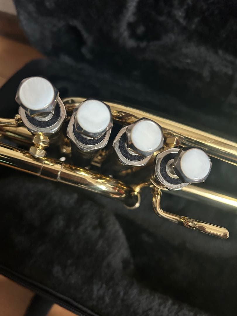 メーカー不明　シルキー風　A管マウスパイプ付き　ピッコロトランペット