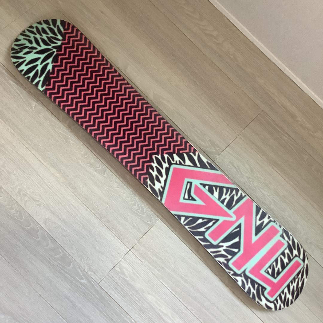 081 GNU143cm FLUX初心者レディーススノーボードセットグラトリにも