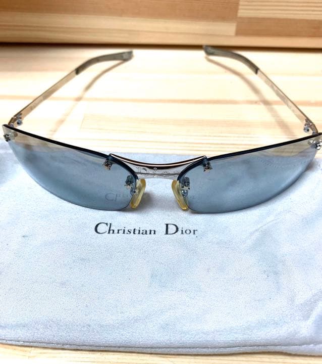 サングラス(クリスチャン・ディオール)