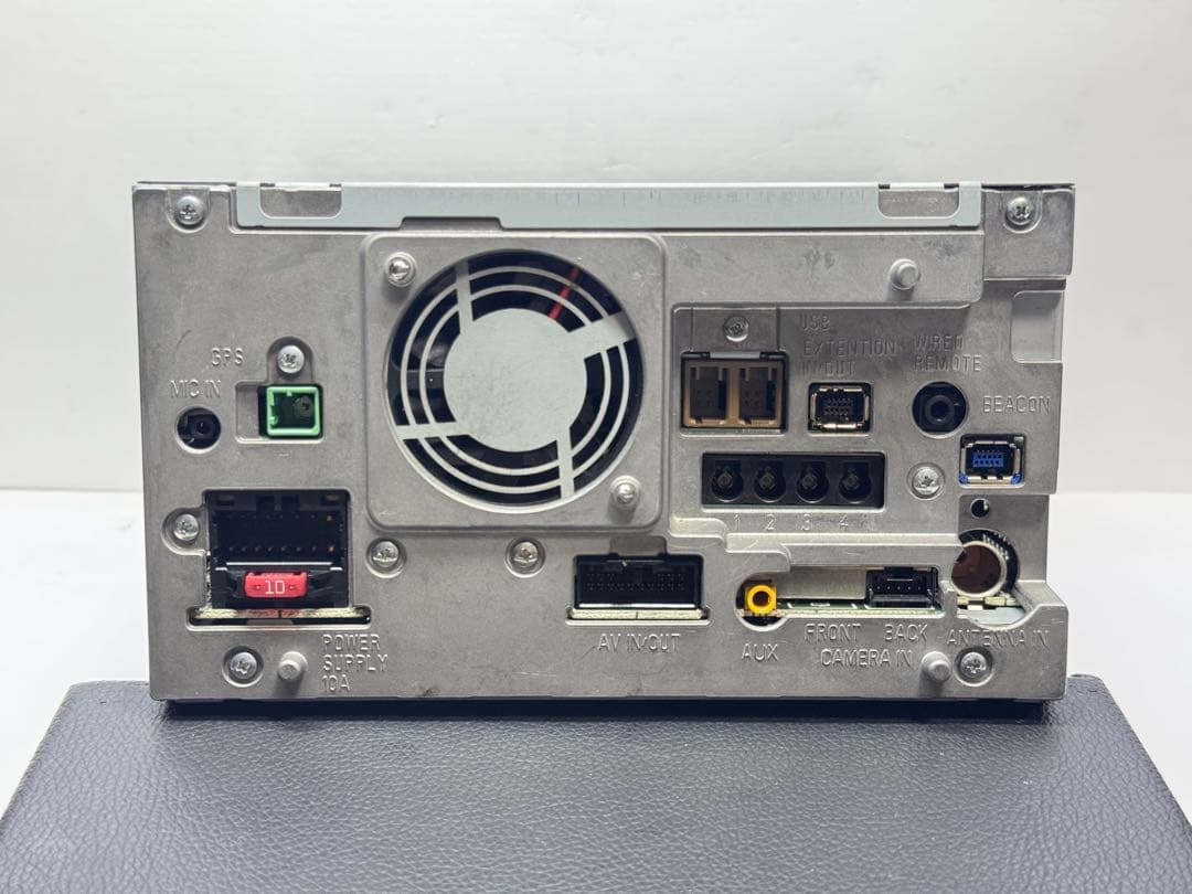 タッチパネル新品 AVIC-ZH77 2021年地図 新品ファン カロッツェリア