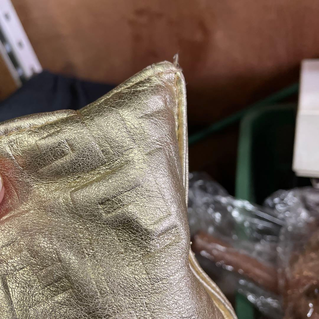 FENDI フェンディ　ゴールド　クッション　インテリア