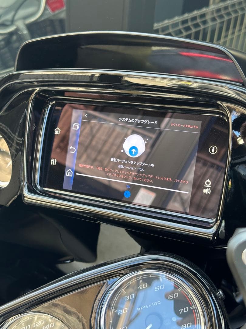 Ottocast Play2Video Ultra CarPlay 無線化