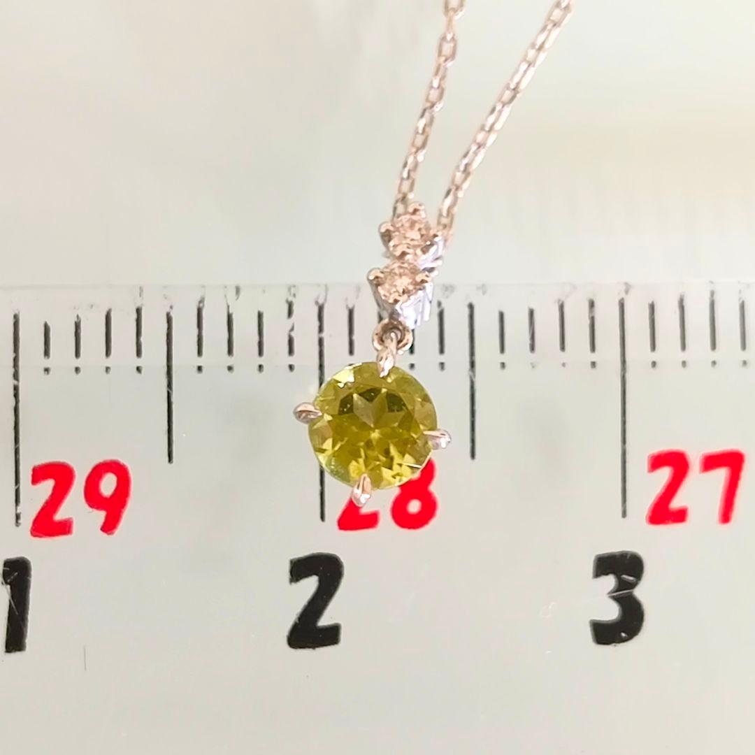 美品　スタージュエリー　プラチナ　ペリドット　クロッシングスター　ネックレス