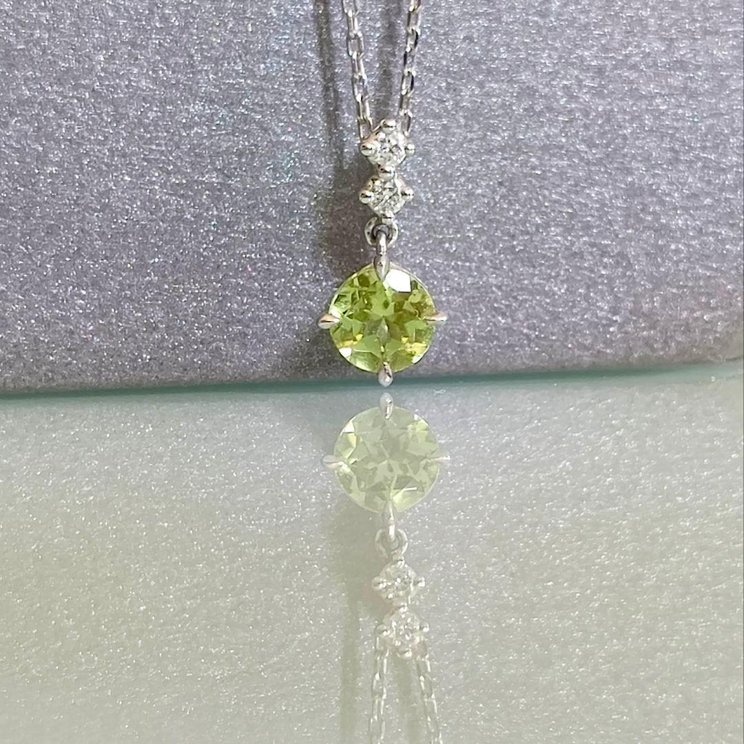 美品　スタージュエリー　プラチナ　ペリドット　クロッシングスター　ネックレス