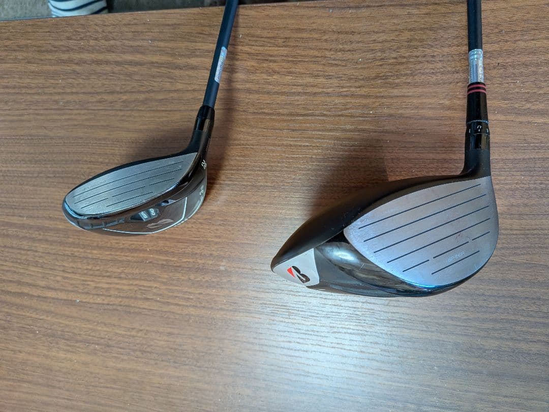 ブリヂストンB2ドライバー、スプーン、ユーティリティ4本セット