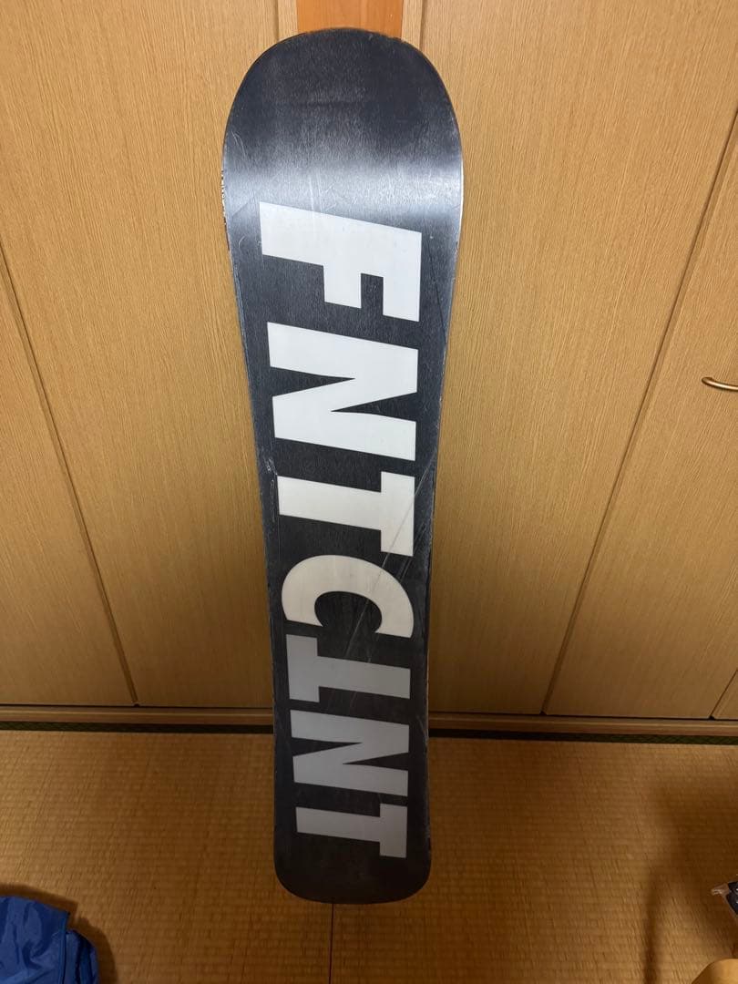FNTC TNT スノーボード