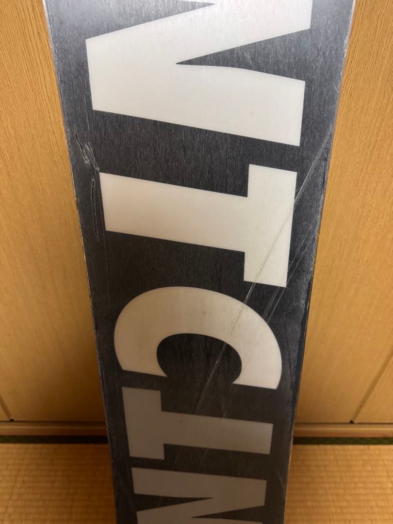 FNTC TNT スノーボード