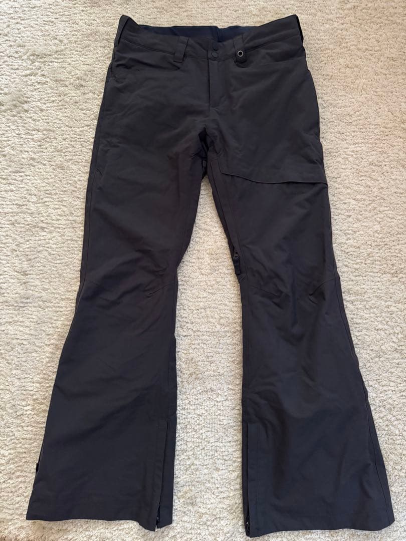 ほぼ未使用　BURTON スノーボードパンツ
