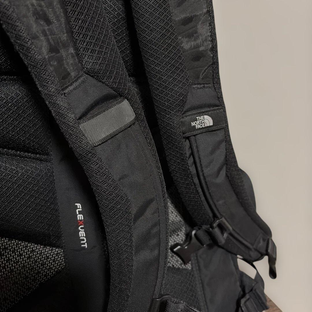 THE NORTH FACE リュック　バッグ　BOREALIS ブラック