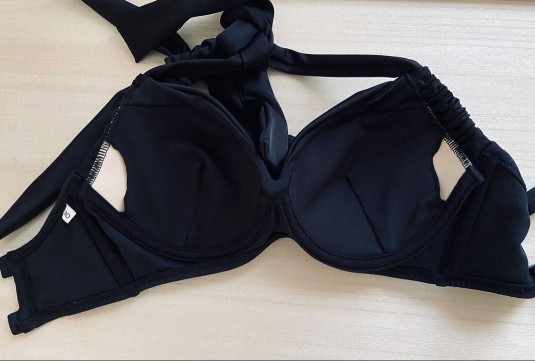 三愛リゾート　ビキニ　ブラック　パッド付