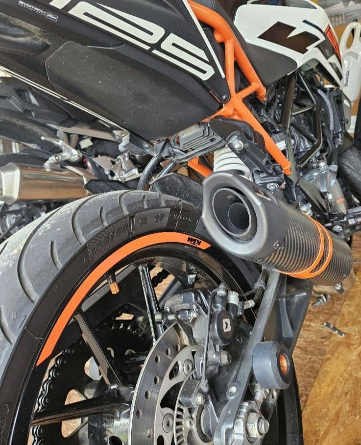 REMUS スリップオンマフラー　KTM 125 390 duke