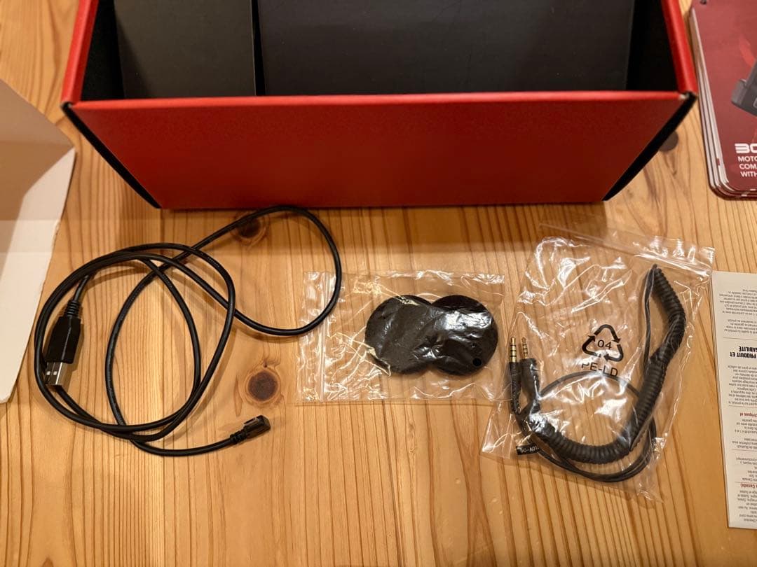 SENA 30K バイク用コミュニケーションシステム